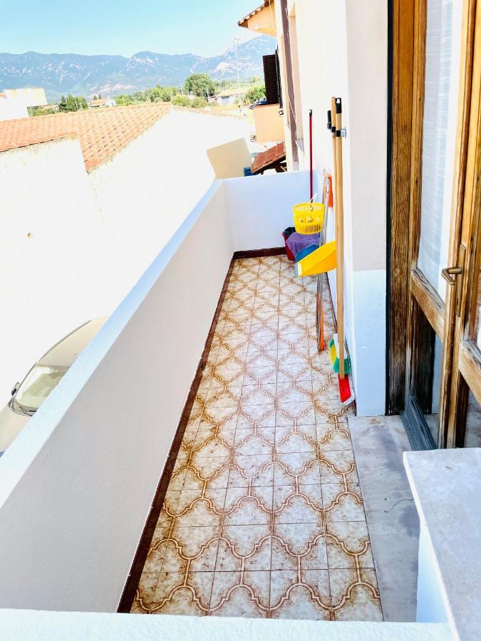 Sa Domu Zara - Ampia Casa Con Terrazzo Βίλα Pula Εξωτερικό φωτογραφία